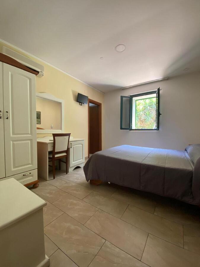 Hotel Federico II Naples Exterior photo